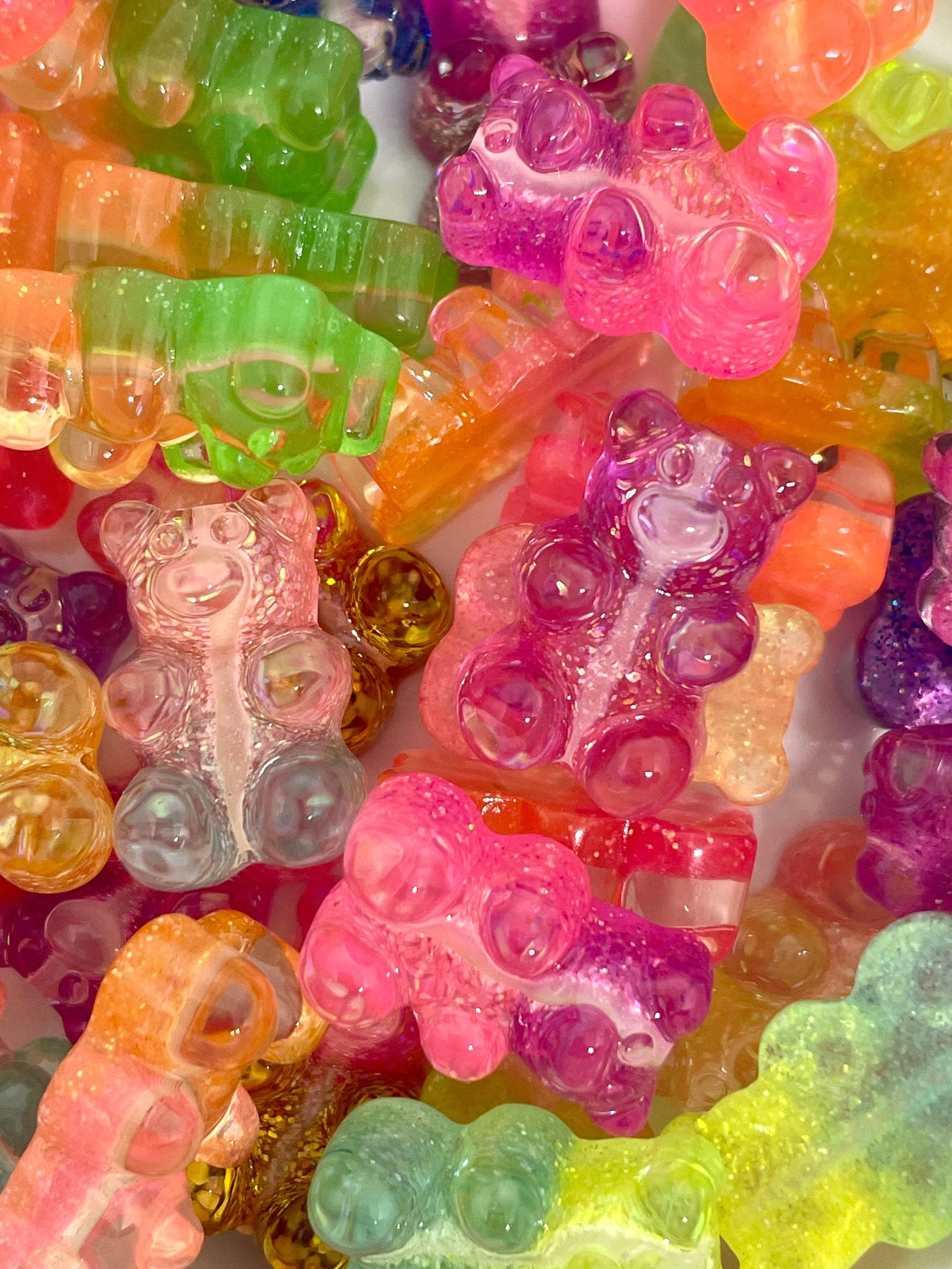 Resin Gummy Bear Beads for Earrings, Two-Toned Gummy Bear Charms for Jewelry Making, Candy Charms, Gummy Bear Pendants, Animal Beads