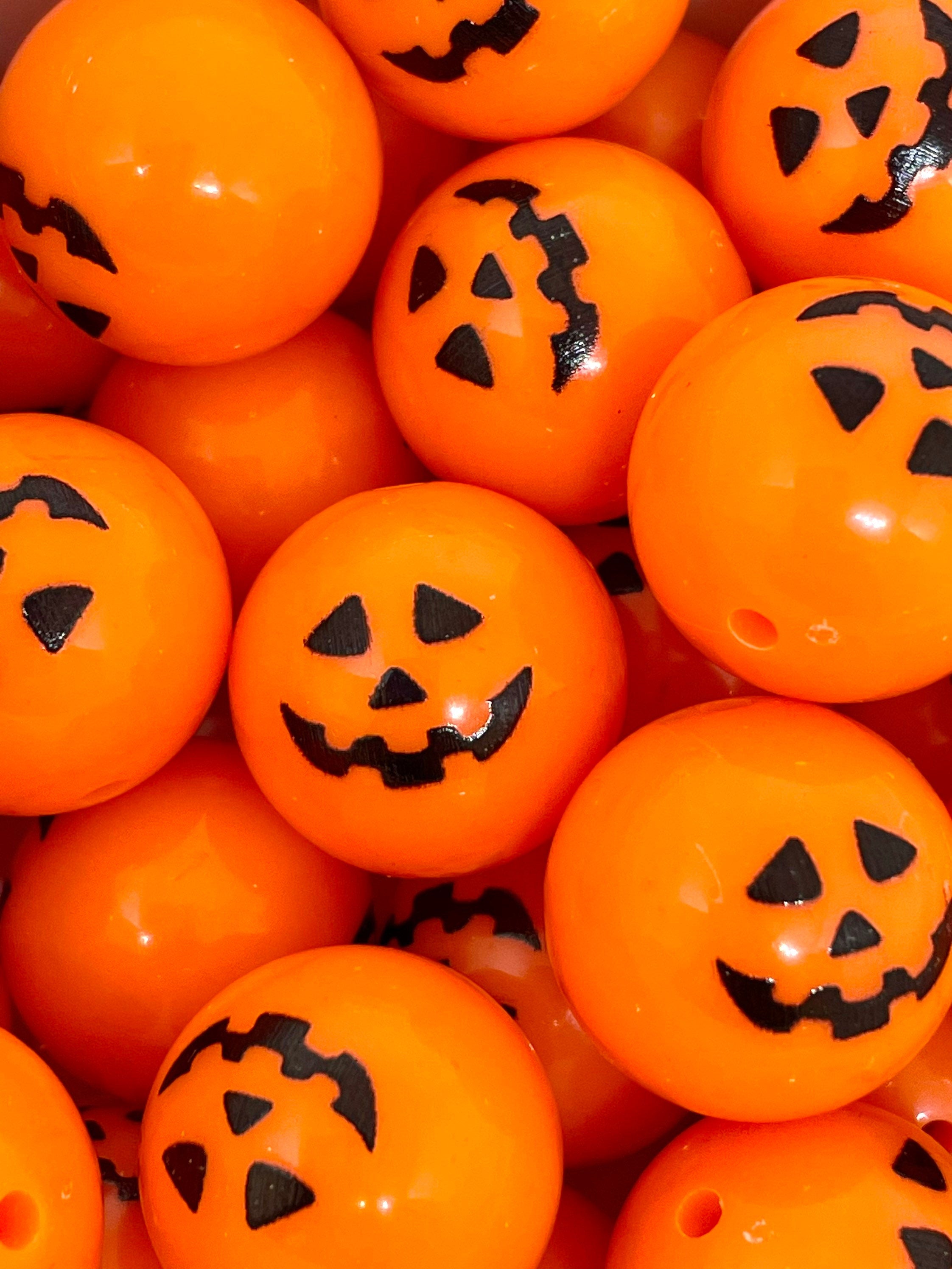 Chunky Halloween Beads, Jack O Lantern Beads, Pumpkin Beads, Jack-O-Lantern Charm, Pumpkin Charm, Halloween Jewelry, Goth Beads